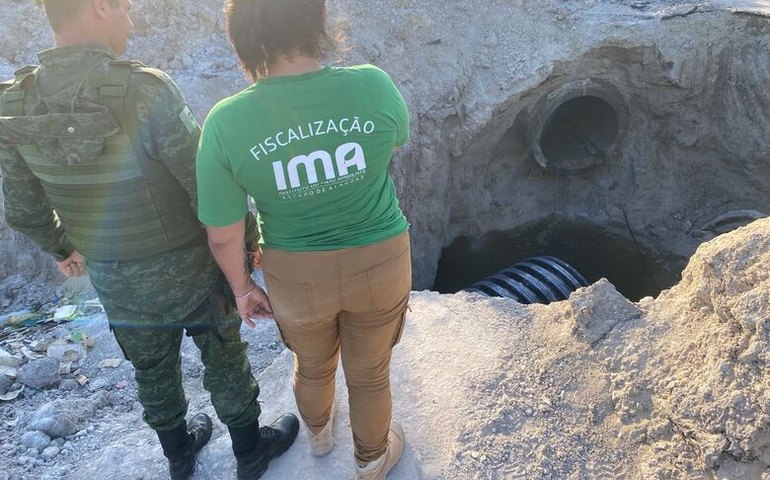 Prefeitura de Rio Largo é autuada por lançar esgoto em área de nascentes