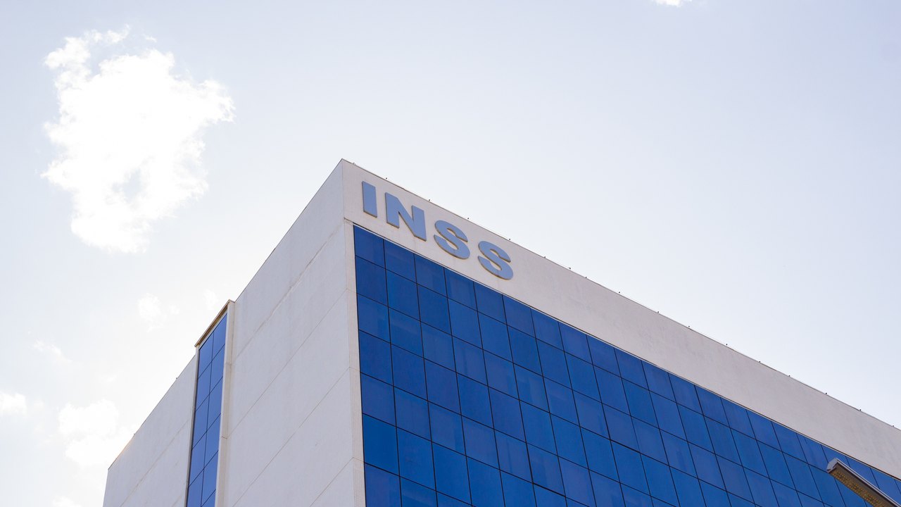 CPI do INSS: ex-presidente se recusa a responder a perguntas do relator e gera tumulto
