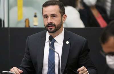 Plenário aprova projeto que regulamenta as assembleias condominiais virtuais em período de pandemia