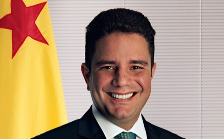 Gladson contesta STJ por fatiamento de investigação sobre corrupção em seu governo