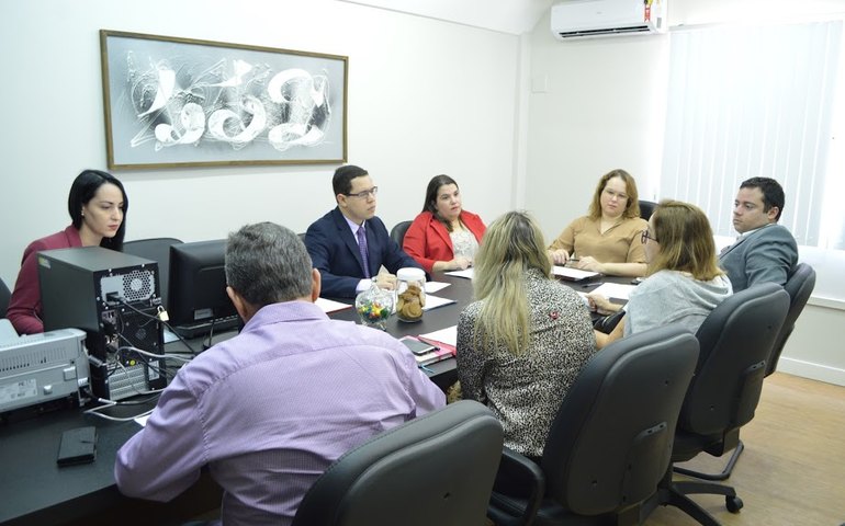 Município de Maceió firma  com a Defensoria Pública e se compromete a restabelecer oferta de exames