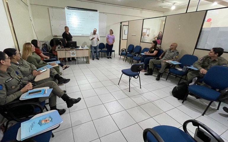 SSP promove curso de Libras para profissionais das forças de segurança