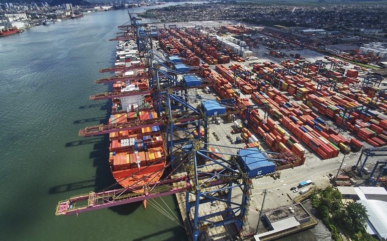 TCU nega suspensão do leilão do Tecon Santos 10; relator admite possibilidade de restrições