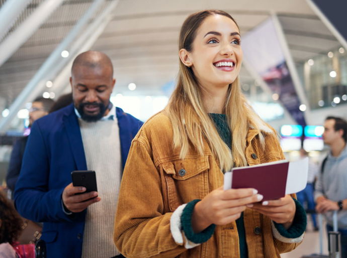 Brasil tem melhor primeiro semestre na entrada de turistas estrangeiros e caminha para bater meta dois anos antes do previsto