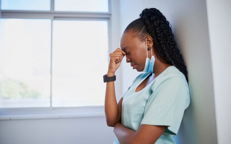 Racismo contra profissionais de enfermagem é tema de audiência na Câmara