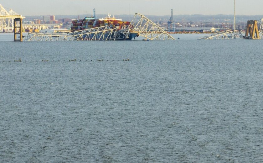 'Não há indícios' de ato terrorista em desabamento de ponte nos EUA, diz polícia