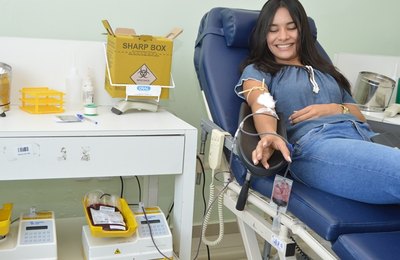 APE promove ação para doação de sangue festejando Dia dos Pais e Dia do Advogado 
