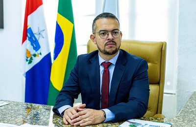 Presidente da Casal, Luiz Neto acompanha presidente Lula em momento histórico para o saneamento
