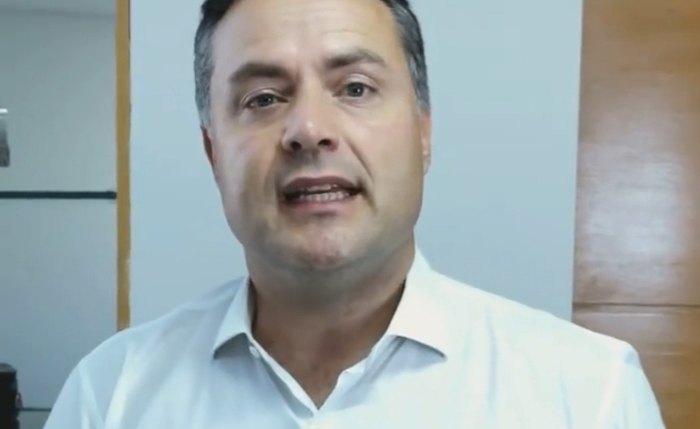 Renan Filho anuncia vacinação para profissionais da segurança