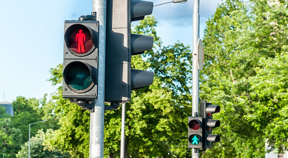 depositphotos_4968342-stock-photo-red-color-on-the-traffic (1).jpg