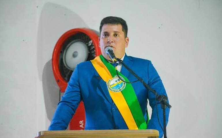 Justiça Eleitoral mantém cassação de prefeito de Piaçabuçu e determina novas eleições no município