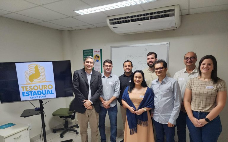  Auditores de finanças de Alagoas fazem visita técnica à Sefaz da Piauí 