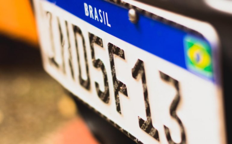 Perdeu a placa do seu veículo? Detran Alagoas explica como proceder durante o período chuvoso