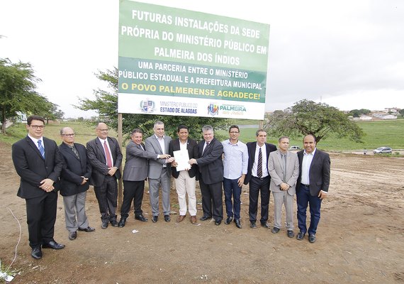 Prefeitura de Palmeira faz doação de terreno ao MP de Alagoas