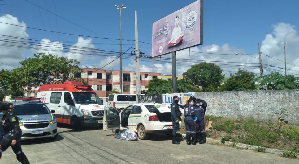 Taxista é encontrado morto na Zona Sul de Aracaju / Foto: Foto: Douglas Magalhães/TV Atalaia