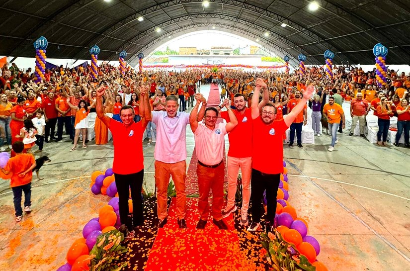 Em convenção histórica, Victor Rocha é confirmado candidato a prefeito de Anadia