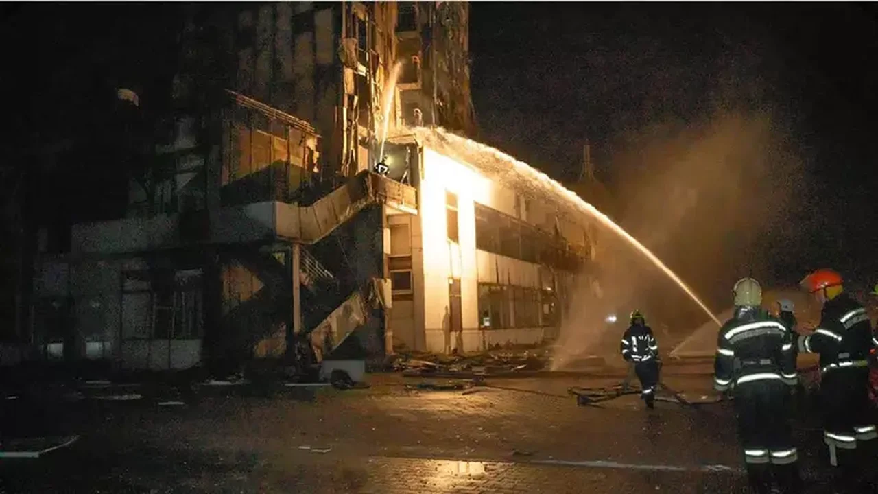 Bombardeios russos na Ucrânia matam 6 e danificam Porto de Odessa
