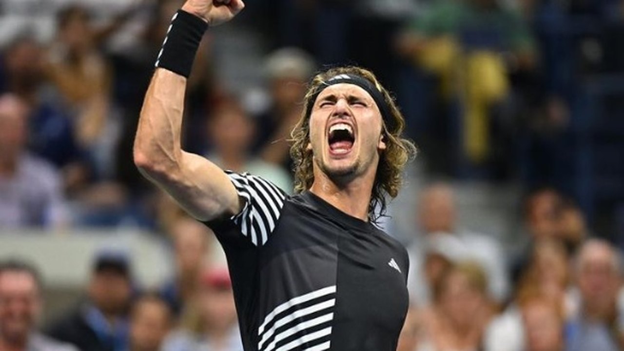 Zverev interrompe jogo para denunciar fala nazista de torcedor: 'A frase mais famosa de Hitler'