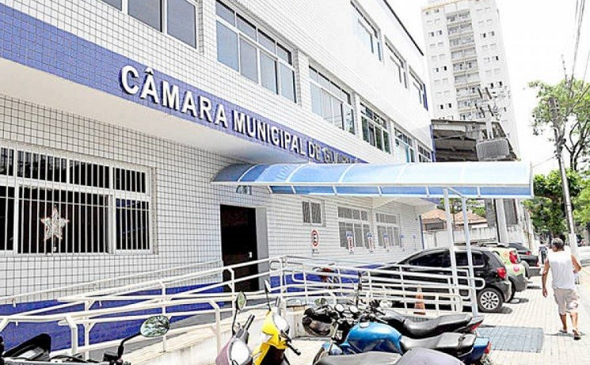 MPC-SP vê penduricalhos e pede rejeição das contas da Câmara de Guarujá pelo 7º ano seguido