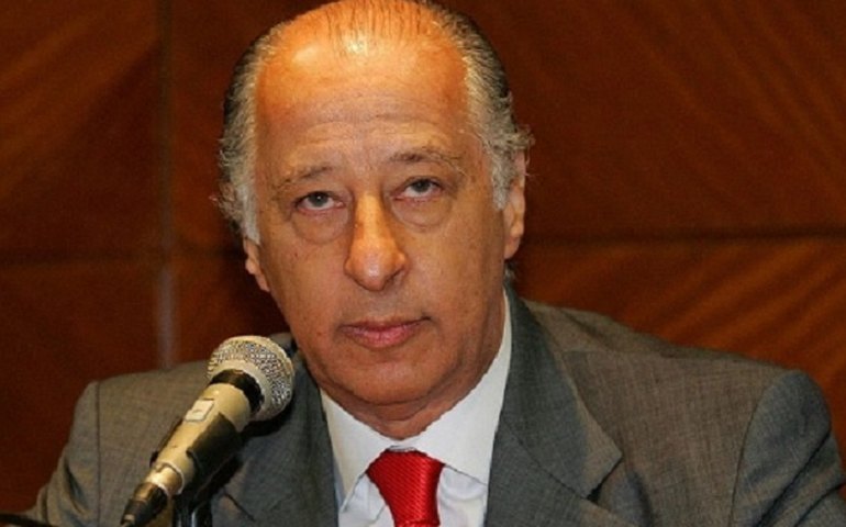 Del Nero doou dinheiro vivo a ex-namoradas, diz jornal