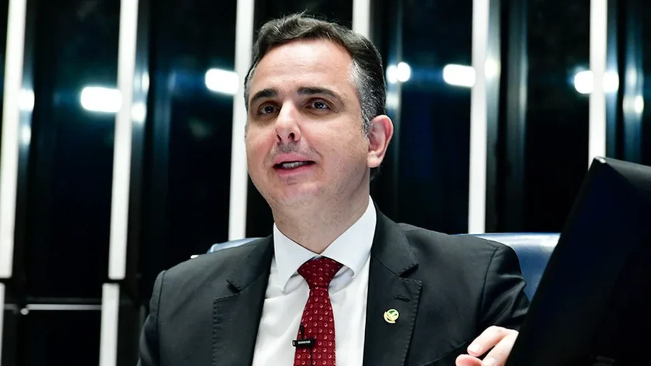 Resistência de Pacheco em disputar governo de Minas pode dificultar aprovação de Messias ao STF