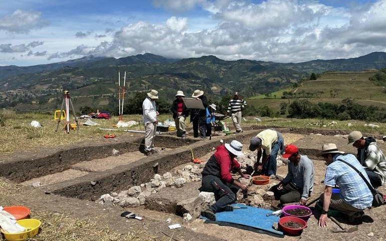 Arqueólogos desvendam como civilização mais antiga das Américas enfrentou crise climática