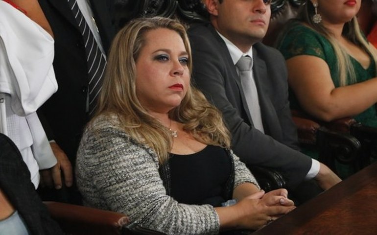 Secretária da Mulher destaca iniciativas para reabrir com urgência casas abrigos