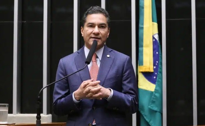 Promessa é para o deputado Marcos Pereira ocupar cadeira no STF