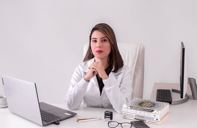 Neuropsicóloga explica como preparar a criança para vivenciar o luto