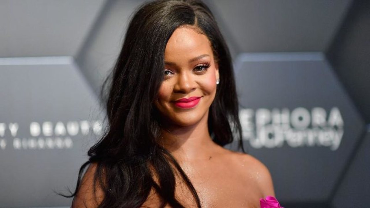 Casa de Rihanna é alvo de tiros em Beverly Hills; mulher é presa