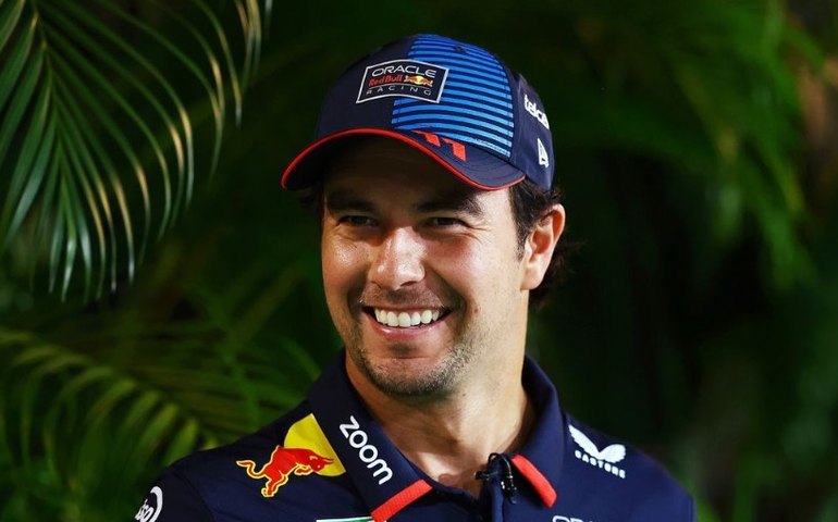 Em baixa na F-1, Pérez descarta aposentadoria e espera honrar contrato com a Red Bull