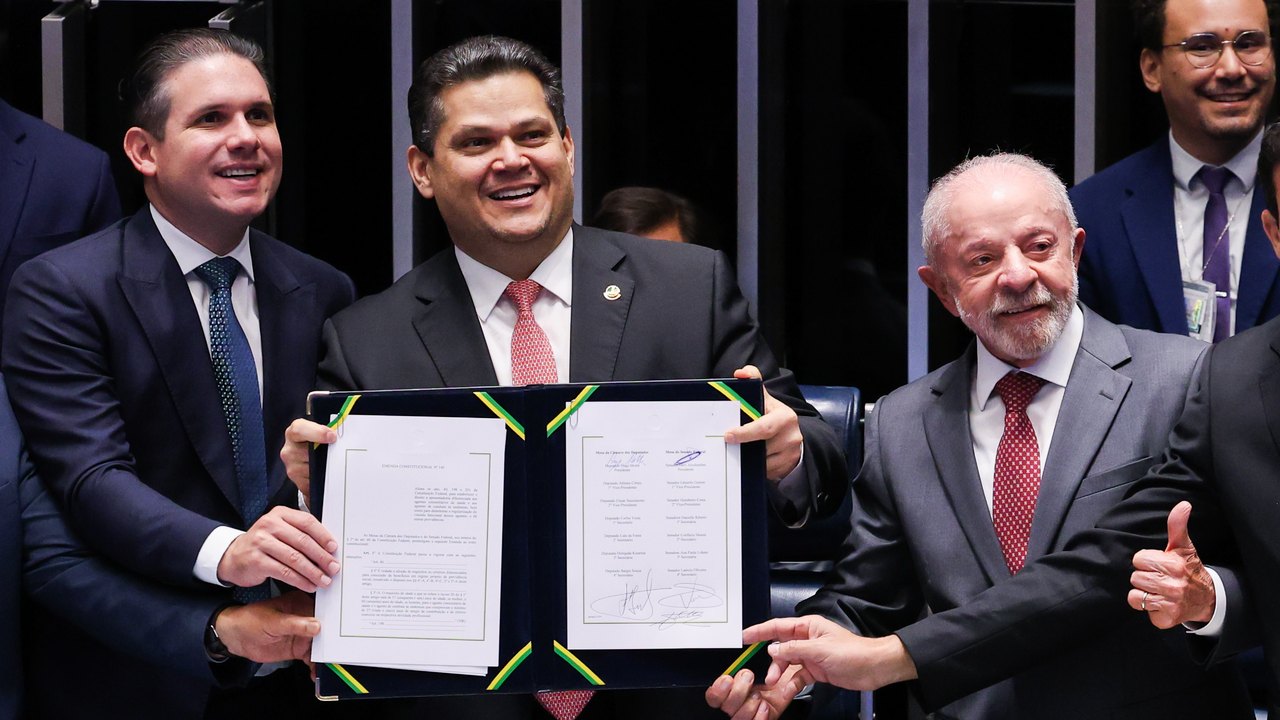 Descanso de trabalhador não quebra empresas, diz Lula após fim da 6x1