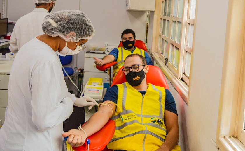 Maio Amarelo: agentes da SMTT doam sangue para vítimas de acidentes de trânsito