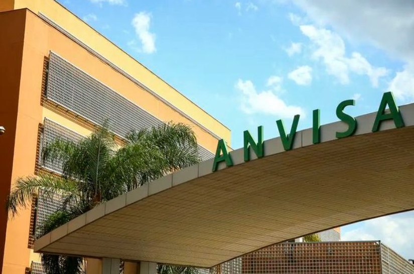 Anvisa suspende medicamentos manipulados e implantes hormonais da Elmeco Serviços Farmacêuticos