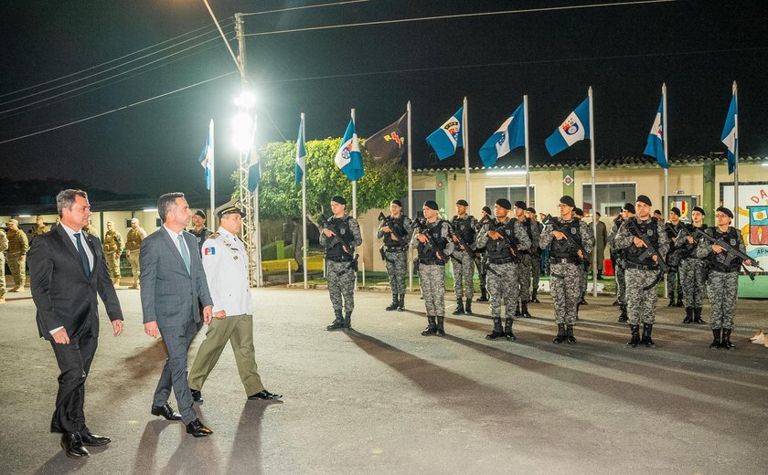 Governador prestigia solenidade na Academia de Polícia Militar e promove quase mil militares