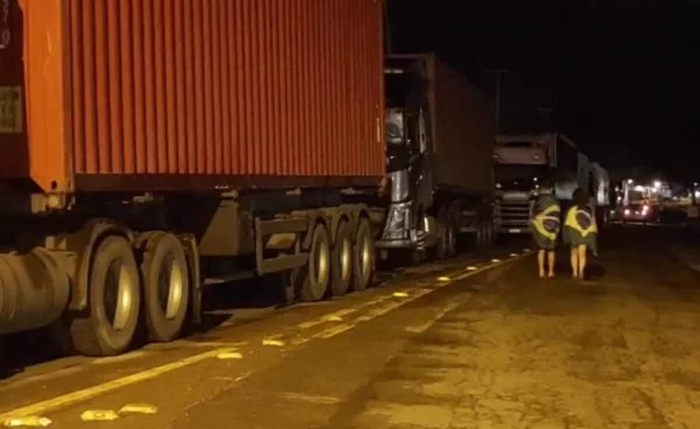 Protesto acontece em vários estados