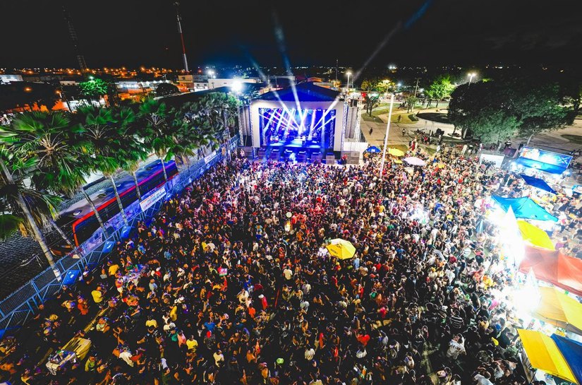 JHC prestigia festa de 40 anos do Benedito Bentes e afirma que bairro representa força de Maceió