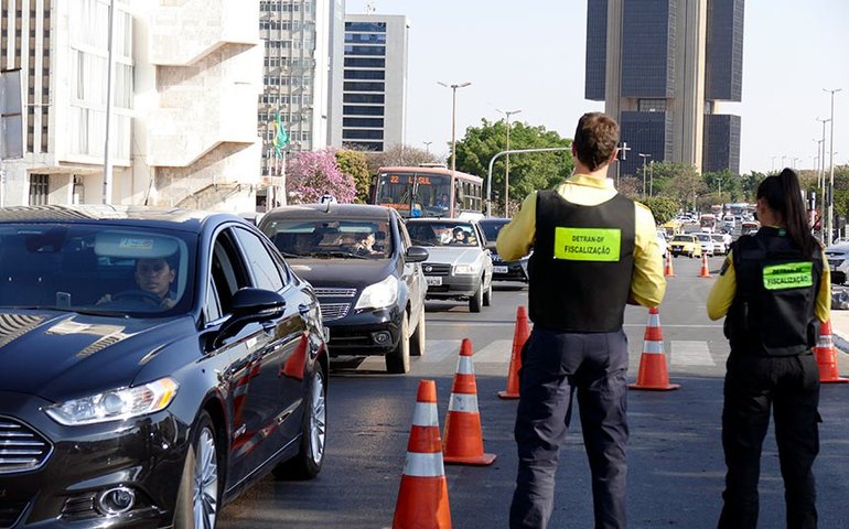 Publicada lei com mudanças no Código de Trânsito Brasileiro