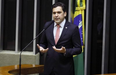 Renan, Lira e Isnaldo Bulhões entre os cabeças do Congresso