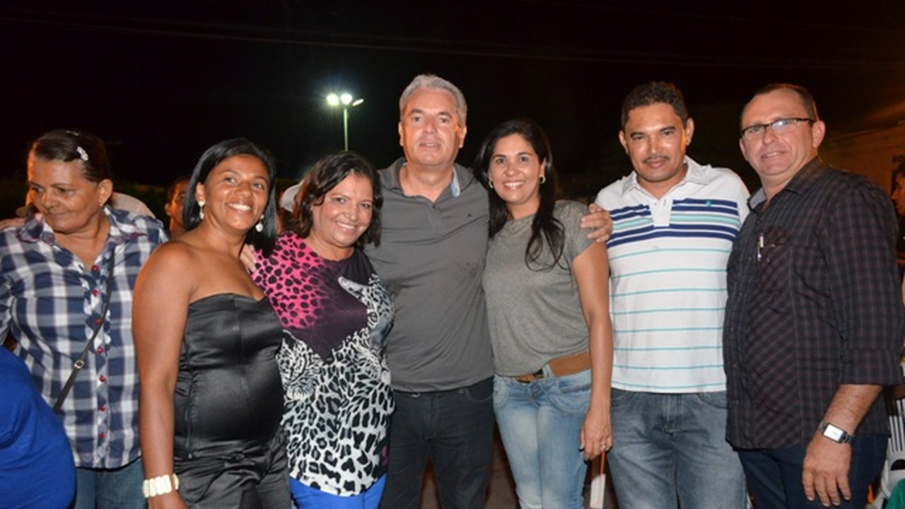 Projeto “Show na Praça” leva cultura e lazer a toda população de Canapi