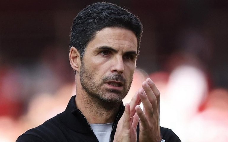 Especulado no Manchester City, Arteta renova contrato com o Arsenal