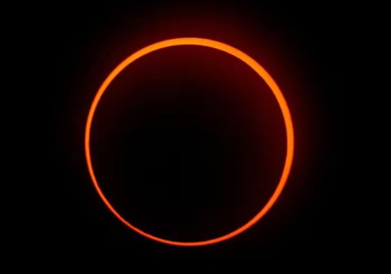 Eclipse solar ao vivo: assista ao fenômeno raro na América do Norte