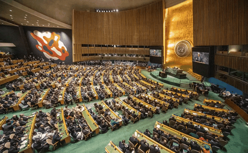 Assembleia Geral da ONU adota resolução de apoio ao Estado Palestino