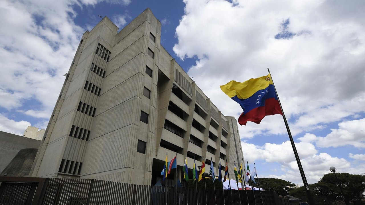 Grupo terrorista de mercenários estrangeiros 'ligado à oposição' é desmantelado na Venezuela