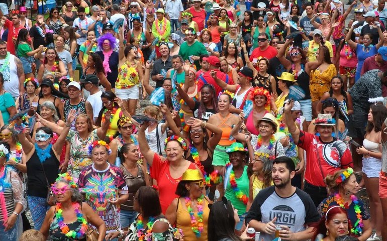 Blocos de carnaval de SP fazem ‘esquenta’ com festas e ensaios