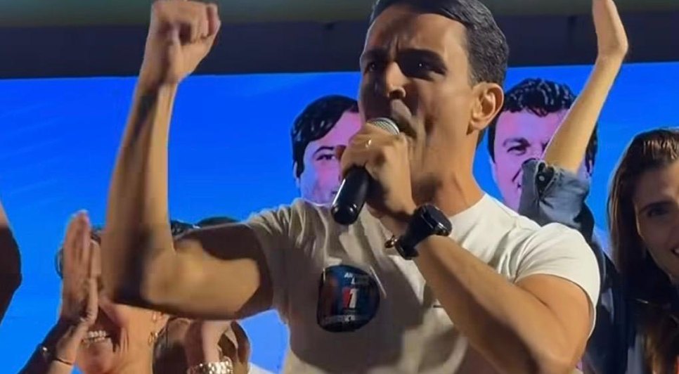 JHC se apresentou como "homem de coragem" contra grupo de situação