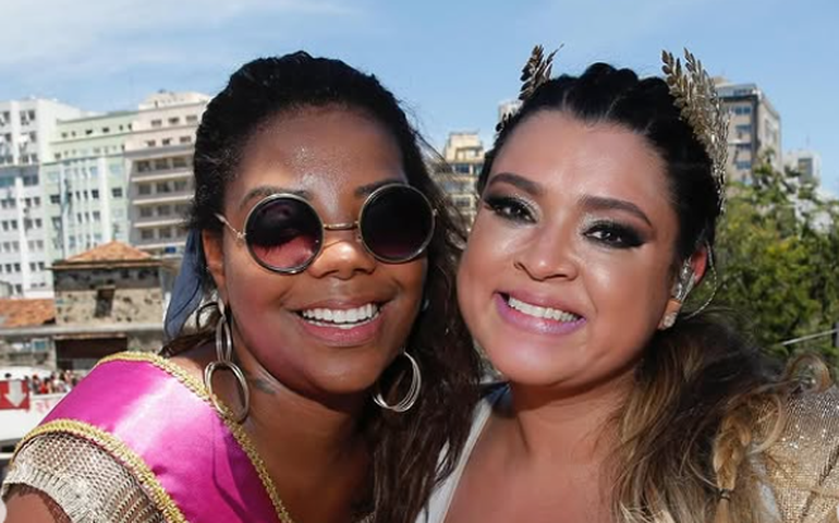 Preta Gil ganha homenagem em bloco de Ludmilla no Rio e agradece: 'Fiquei emocionada'