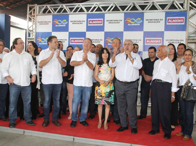 Rogério Teófilo recebeu governador em entrega de obras em Arapiraca