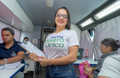 Moradores da Cidade Universitária são beneficiados com atendimentos do Cadastro Único