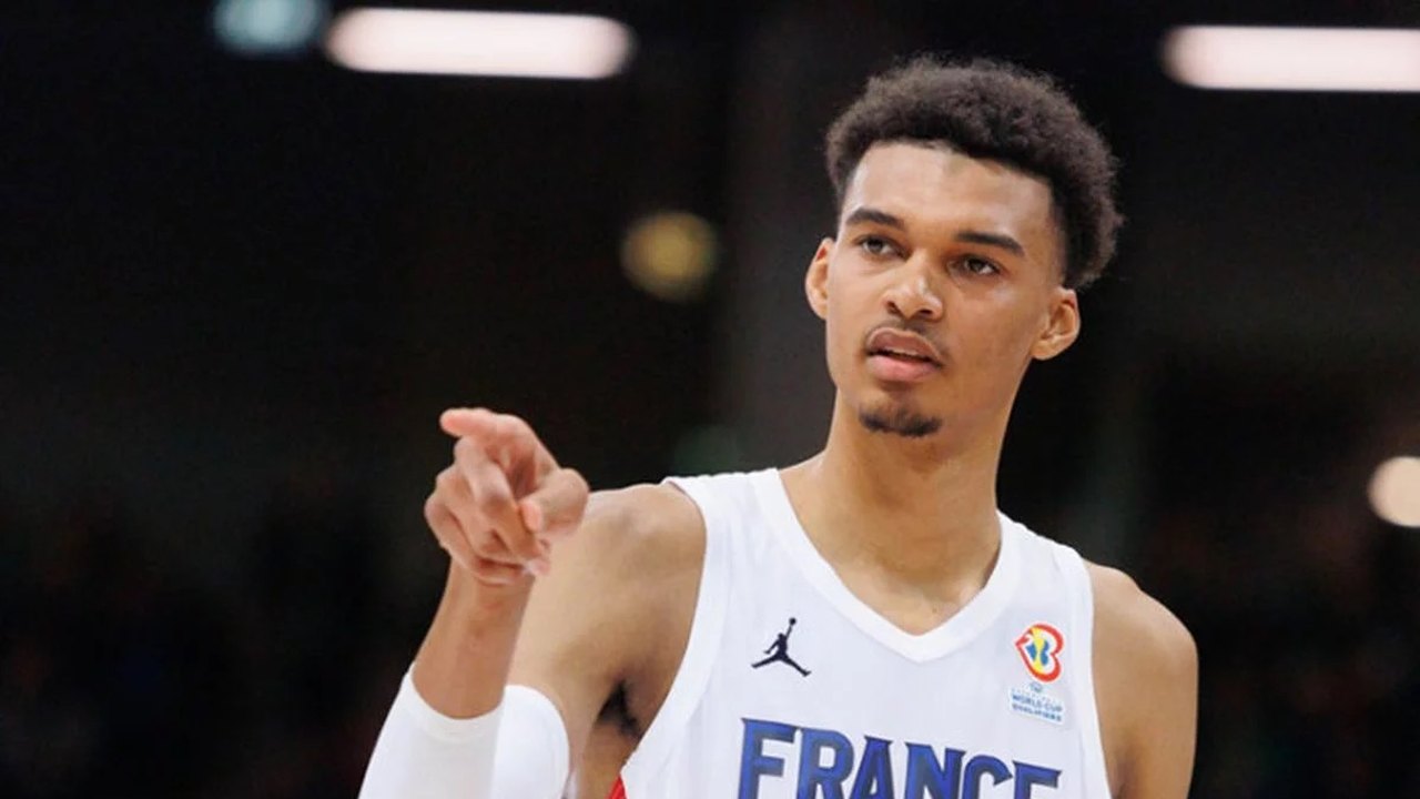 Wembanyama vence 1ª pelos Spurs na prorrogação; Nuggets, Celtis e Warriors também triunfam